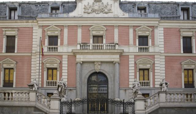 Fachada del Salón de Reinos del Casón del Buen Retiro de Madrid. Fachada del Salón de Reinos del Casón del Buen Retiro de Madrid.
