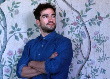 Alfonso Herrera: “Trabajar en México ayudó a diversificar mi carrera”