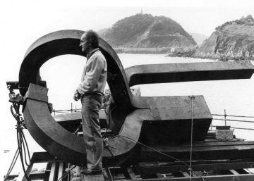 San Sebastián vuelve a hacer visible el ‘Peine del Viento’