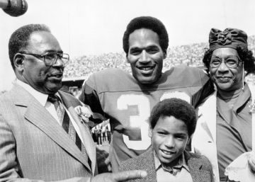 O. J. Simpson, de nuevo estrella de la televisión 20 años después