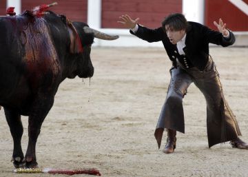 Diego Ventura, rotundo y arrollador: cuatro orejas y un rabo en Gijón Diego Ventura, rotundo y arrollador: cuatro orejas y un rabo en Gijón