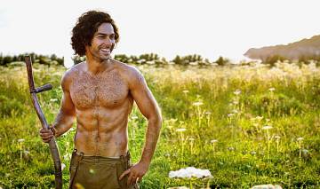‘Poldark’ se vuelve a quitar la camisa