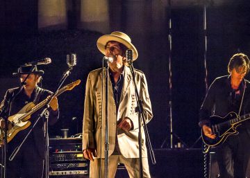 Após várias tentativas, Academia Sueca desiste de notificar Dylan sobre o Nobel