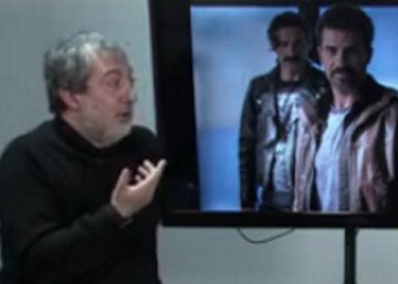 Javier Olivares (izquierda), en el plat&oacute; de EL PA&Iacute;S entrevistado en Quinta Temporada Live. 