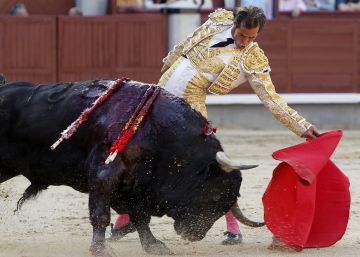 El diestro César Jiménez decide cortarse definitivamente la coleta