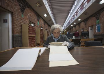 Elena Poniatowska regresa al pasado