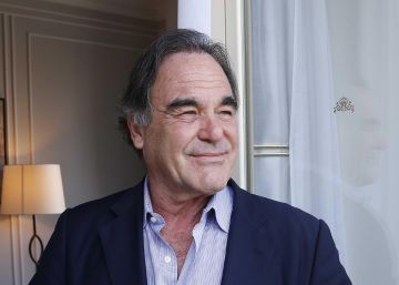 Oliver Stone dá um voto de confiança a Trump Oliver Stone dá um voto de confiança a Trump