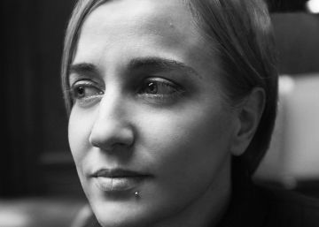 La aperreada vida a este lado del muro