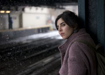 Matías Piñeiro une sus propios mundos en ‘Hermia & Helena’
