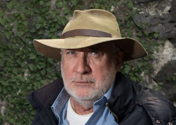 Javier Sicilia: “Peña Nieto está enterrando a los muertos en el silencio”