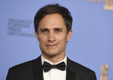 Gael García Bernal habla con los lectores en Facebook Live