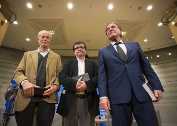 Javier Cercas recibe el Premio al Libro Europeo por ‘El impostor’