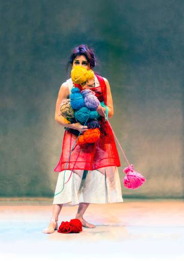 Rosa Díaz, de La Rous teatro, en una escena de