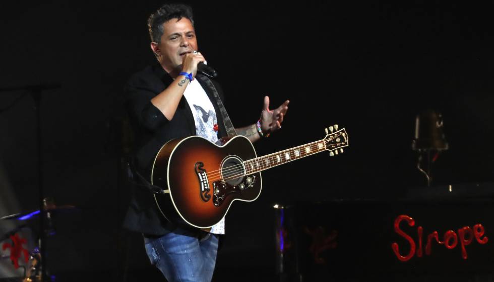 Concierto de Alejandro Sanz en el Palacio de la Deportes de Madrid.