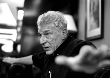 El pueblo natal de Goya nombra hijo adoptivo al fallecido John Berger El pueblo natal de Goya nombra hijo adoptivo al fallecido John Berger