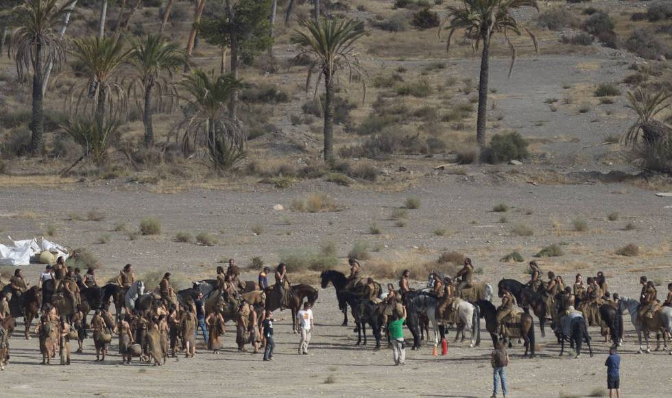 Actores y figurantes, en el rodaje de 'Juego de Tronos' en Pechina (Almería), en octubre de 2015.