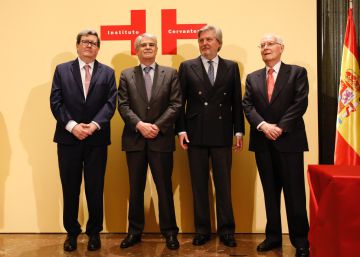 Juan Manuel Bonet pide más dinero y autonomía para el Instituto Cervantes Juan Manuel Bonet pide más dinero y autonomía para el Instituto Cervantes