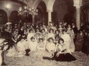 Baile en el Círculo Mercantil de Cádiz de finales del XIX.