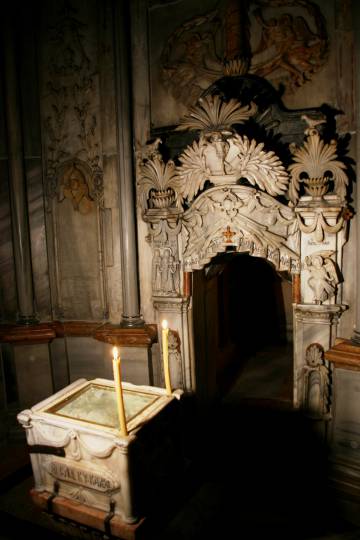 Interior de la Tumba de Jesucristo.