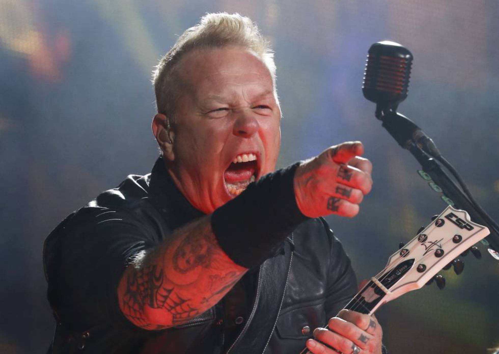 Видео приколы: смотреть бесплатно онлайн горячее Metallica-show с симфоническим оркестром в Москве 2018