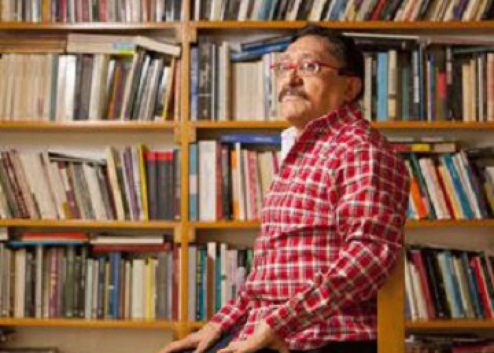 “Podemos recuperar lectores si les obligamos a pensar más y mejor” “Podemos recuperar lectores si les obligamos a pensar más y mejor”