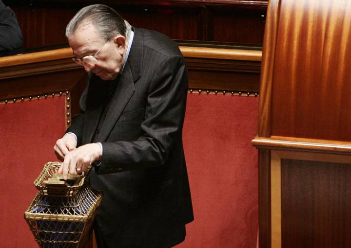 Recetas italianas para convivir con la inestabilidad política Recetas italianas para convivir con la inestabilidad política
