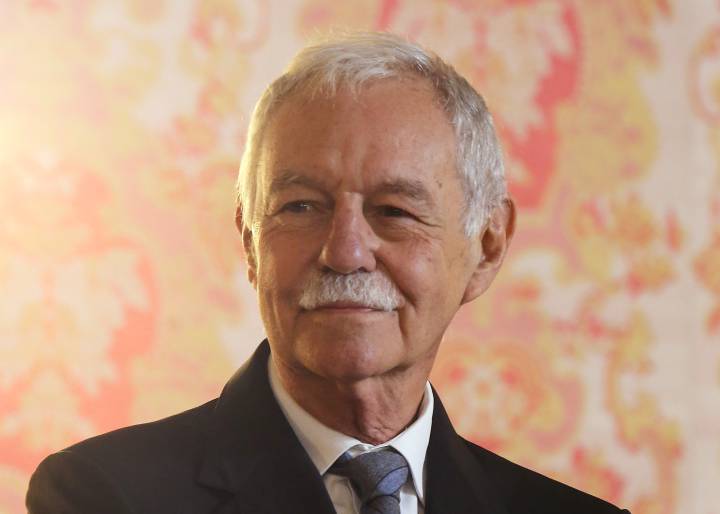 Eduardo Mendoza gana el Premio Cervantes 2016 Eduardo Mendoza gana el Premio Cervantes 2016