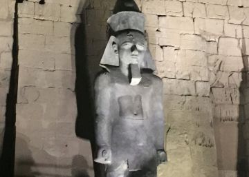 Egipto presenta una gran estatua de Ramsés II recién restaurada