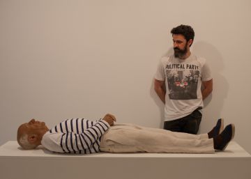El artista que metió a Franco en una nevera exhibe el cádaver de Picasso El artista que metió a Franco en una nevera exhibe el cádaver de Picasso
