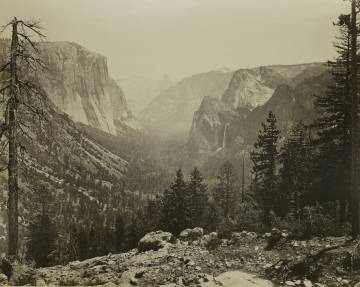 Imagen del valle de Yosemite, capturada por Carleton Watkins, que se puede ver en la muestra que Casa de América dedica a este fotógrafo.