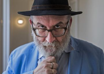 Sandrone Dazieri: “Yo soy neurodiverso, como mi personaje” Sandrone Dazieri: “Yo soy neurodiverso, como mi personaje”