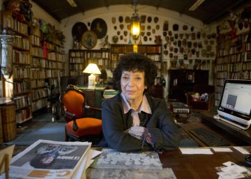 Luisa Valenzuela, la primera mujer que gana el Premio Carlos Fuentes