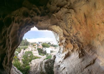 Atacadas unas pinturas rupestres en una cueva de Tarifa Atacadas unas pinturas rupestres en una cueva de Tarifa