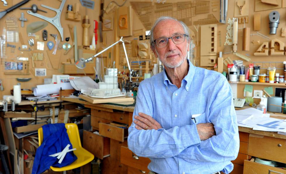 Renzo Piano, en su estudio de París. 