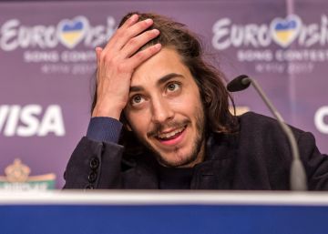 La lección de Salvador Sobral en el disparate de Eurovisión