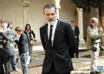 Banderas deja su proyecto cultural en Málaga por el “trato humillante” Banderas deja su proyecto cultural en Málaga por el “trato humillante”