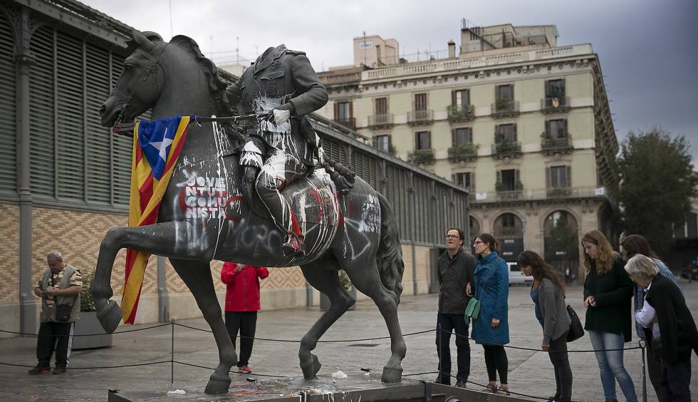 L'escultura decapitada de l'exposició