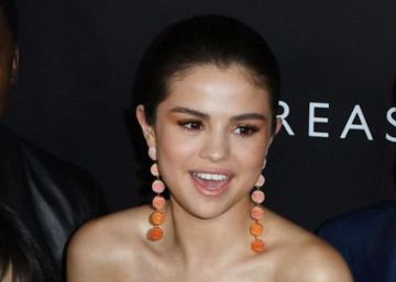 Selena Gomez lanza ‘Bad liar’, el disco con el que regresa con calma