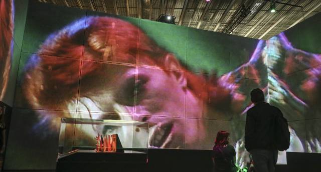 La exposición de David Bowie se inaugura hoy en el DHUB Museo del Diseño.