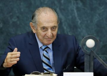El poeta mexicano Eduardo Lizalde recibe el premio Carlos Fuentes El poeta mexicano Eduardo Lizalde recibe el premio Carlos Fuentes