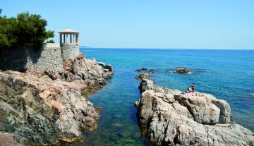 Vista deste el camino de ronda que rodea la península de S'Agaró.