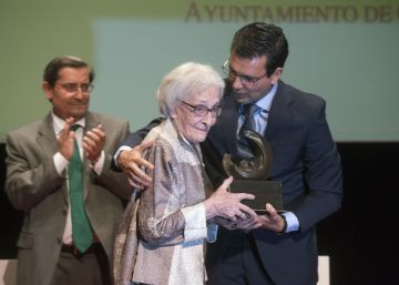 Ida Vitale encara sus siete décadas de “misterio” poético Ida Vitale encara sus siete décadas de “misterio” poético