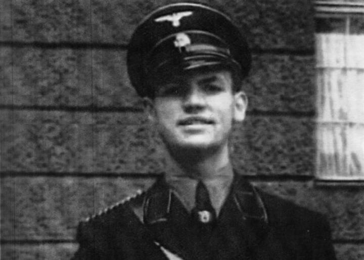 Argentina detiene a un antiguo capitán nazi acusado de una matanza en Italia en la guerra Argentina detiene a un antiguo capitán nazi acusado de una matanza en Italia en la guerra