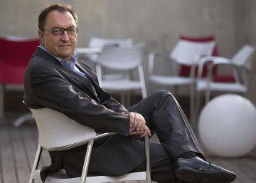La hemeroteca es el factor humano de la historia La hemeroteca es el factor humano de la historia