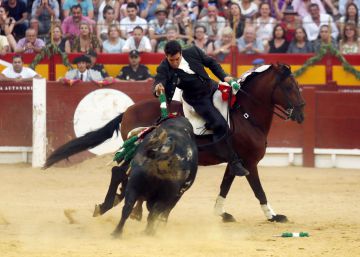 Debutó Ginés Cartagena, acelerado y bullidor, fiel reflejo de su padre Debutó Ginés Cartagena, acelerado y bullidor, fiel reflejo de su padre