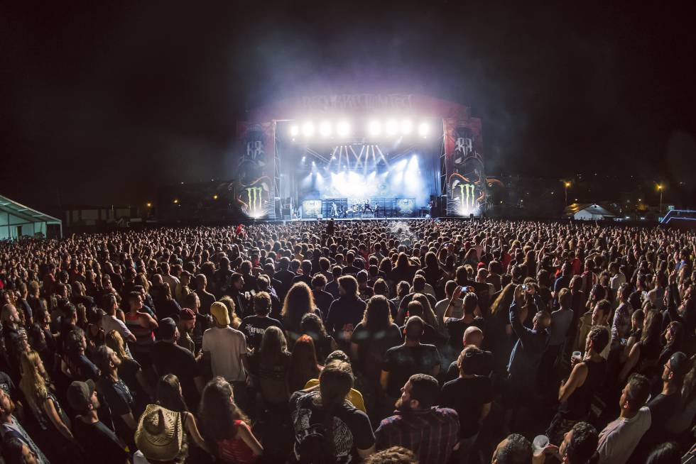 “La música que tocamos debería provocar y polarizar”