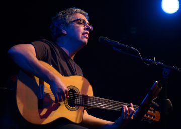 Pedro Guerra rinde homenaje a la poesía en Los Matinales de EL PAÍS
