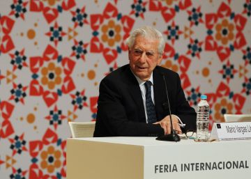 Sigue en directo la charla de Vargas Llosa sobre García Márquez