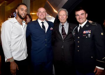 Eastwood contrata para su nuevo filme a los héroes que frustraron el atentado yihadista del tren a París Eastwood contrata para su nuevo filme a los héroes que frustraron el atentado yihadista del tren a París