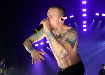 Hallado muerto el vocalista de Linkin Park Chester Bennington Hallado muerto el vocalista de Linkin Park Chester Bennington